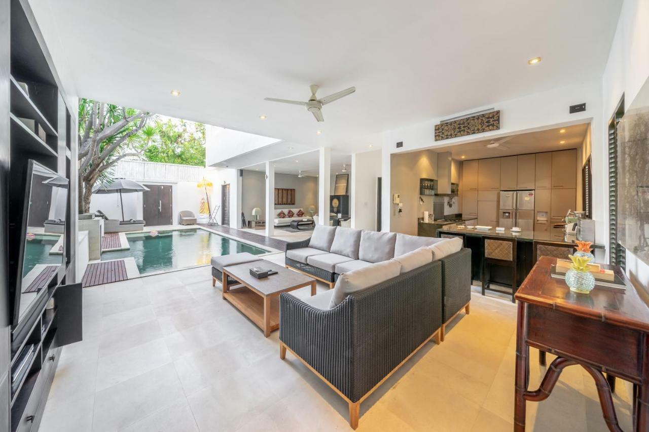 The Town House Villa Seminyak  Luaran gambar