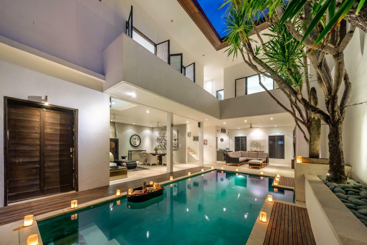 The Town House Villa Seminyak  Luaran gambar